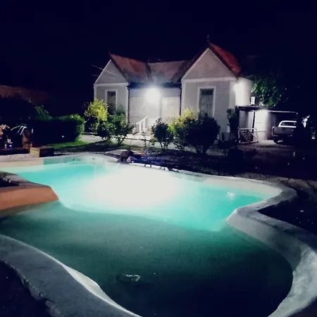 La Casona, Chalet Rural En Finca Con Piscina Junin De Mendoza Exterior photo